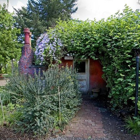 Готель Mcmenamins Edgefield Траутдейл Екстер'єр фото
