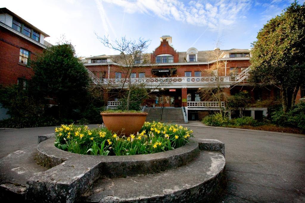 Готель Mcmenamins Edgefield Траутдейл Екстер'єр фото