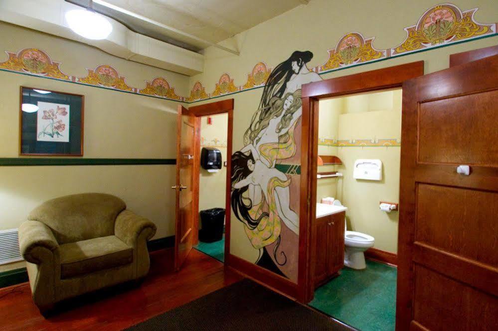 Готель Mcmenamins Edgefield Траутдейл Екстер'єр фото